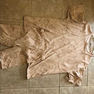 T-Shirt & Biker Shorts